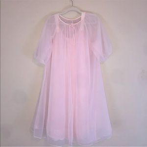 Vintage 70s Shadowline Pink Nylon Night Gown Set